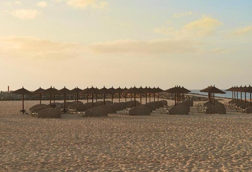 Отель Melia Llana Beach Resort & Spa Adults Only All Inclusive