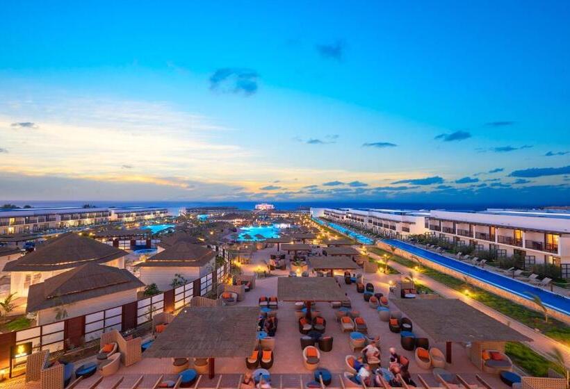 Отель Melia Llana Beach Resort & Spa Adults Only All Inclusive