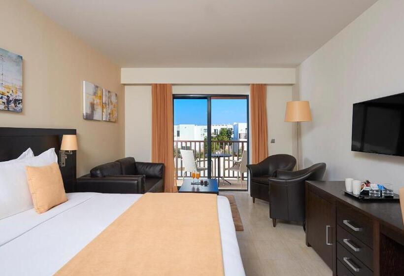 Отель Melia Llana Beach Resort & Spa Adults Only All Inclusive