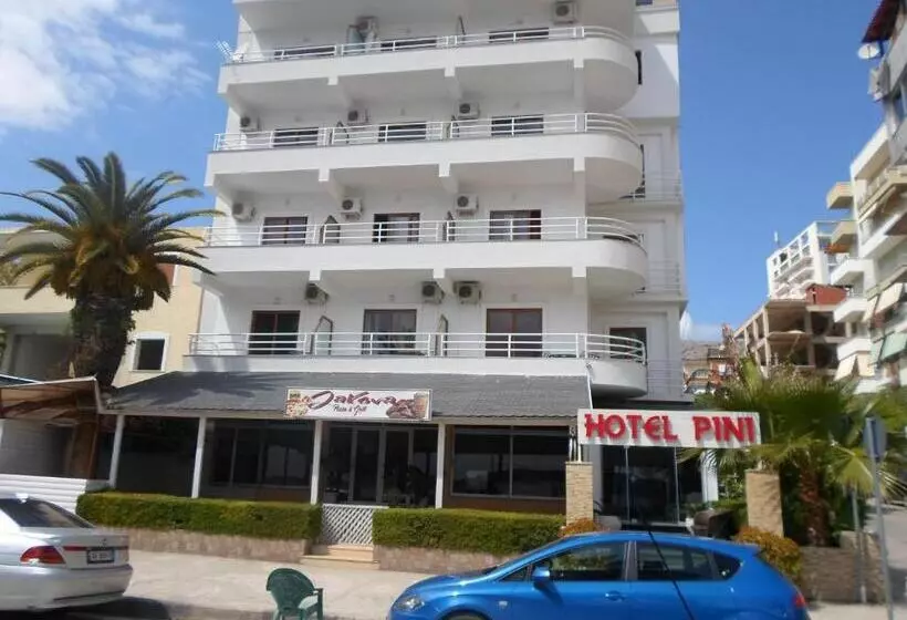 Hotel Pini