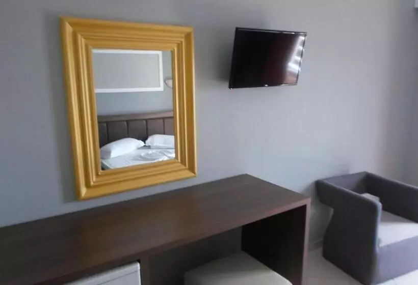 Hotel Pini