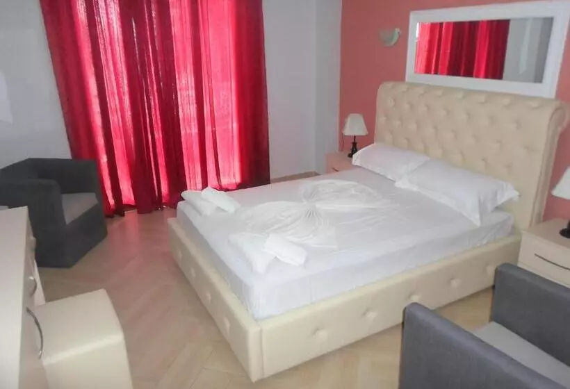 Hotel Pini