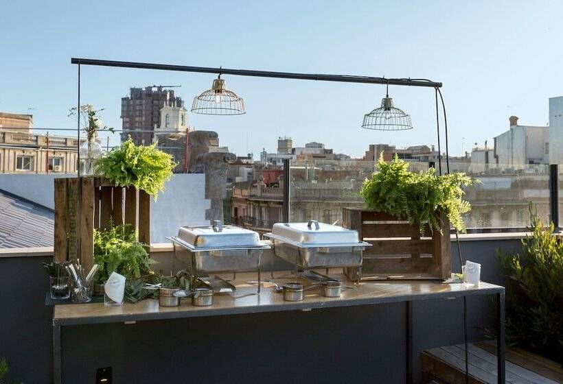 هتل Room Mate Gerard