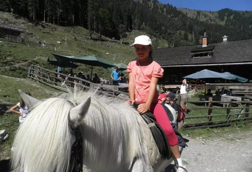 هتل Roslehen
