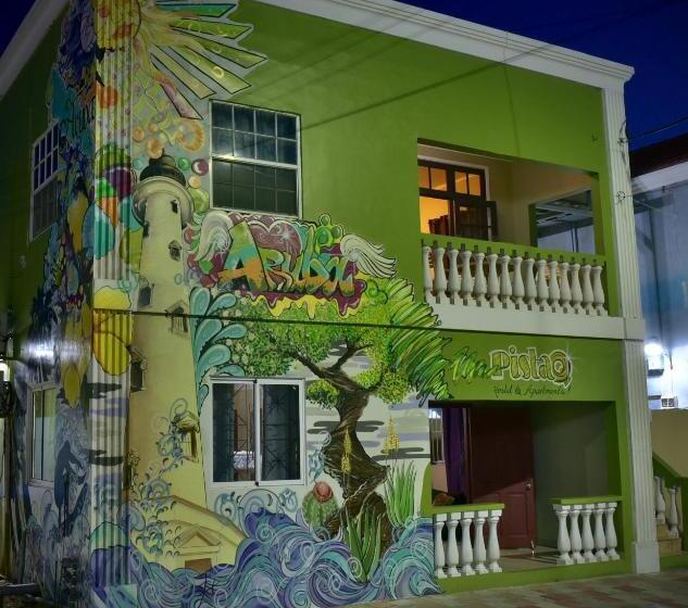 Pista Q Hostel And Apartments