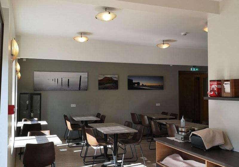 هاستل Puffin Hotel Vík