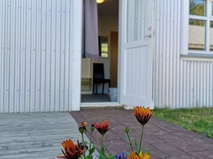 هاستل Puffin Hotel Vík