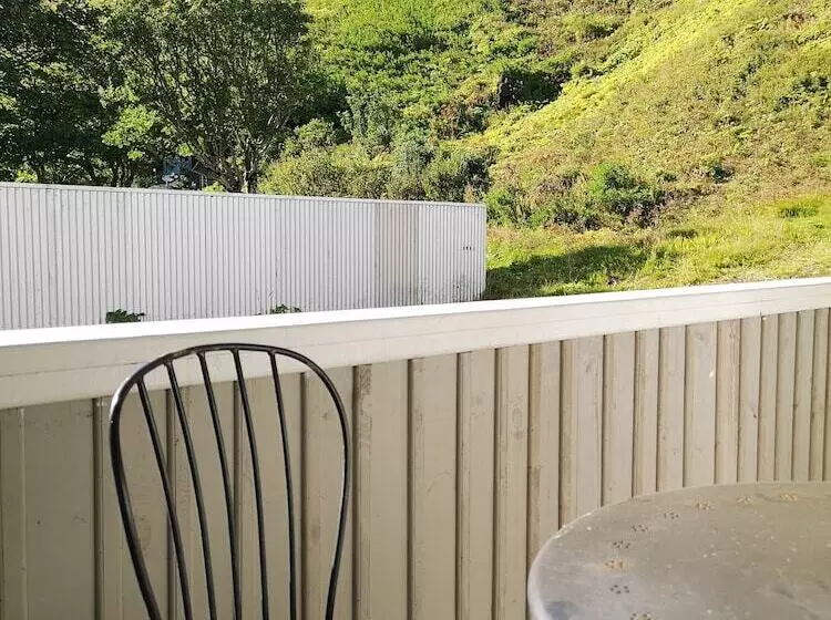 هاستل Puffin Hotel Vík