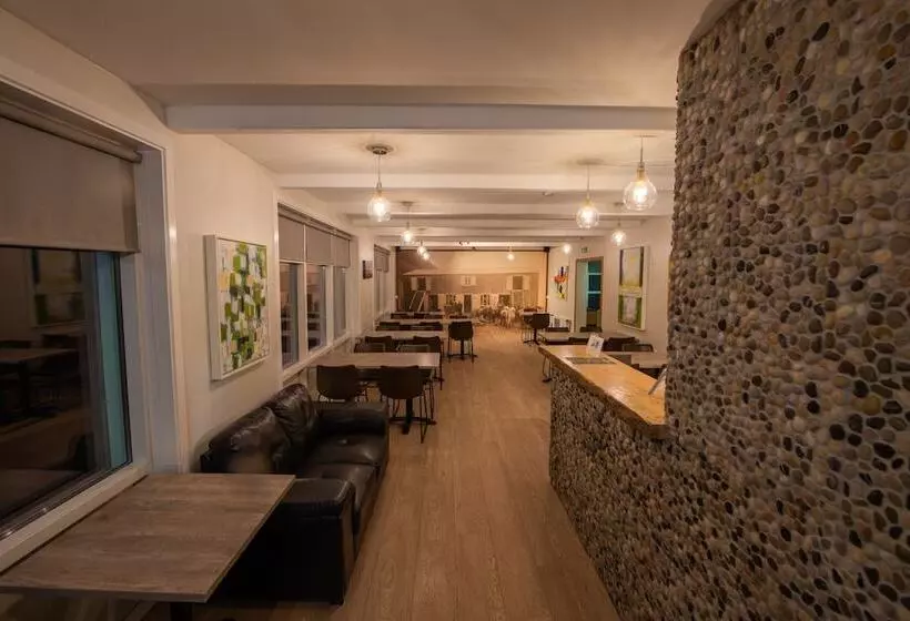 هاستل Puffin Hotel Vík