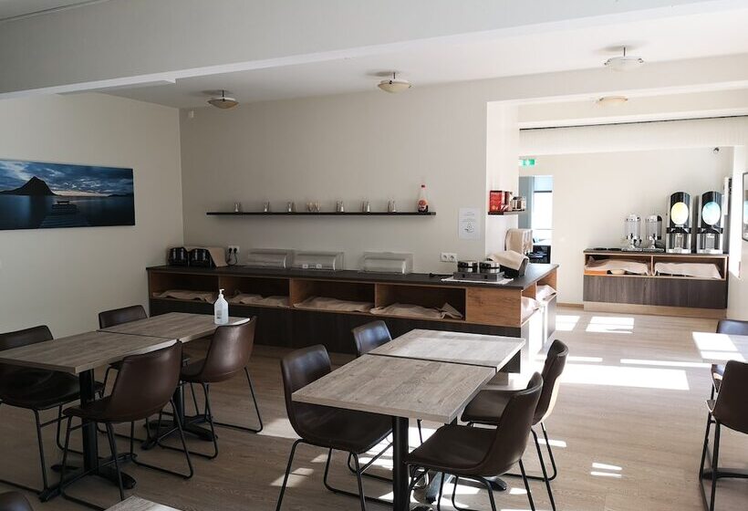 هاستل Puffin Hotel Vík