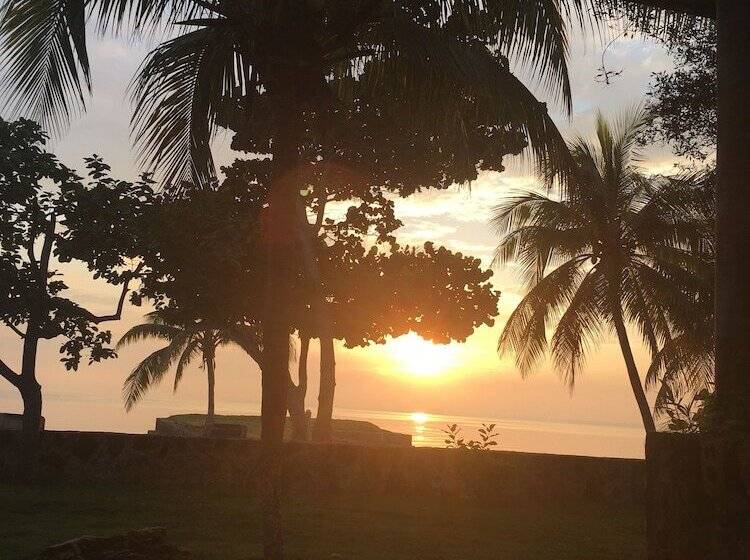 Almond Tree Hotel Resort