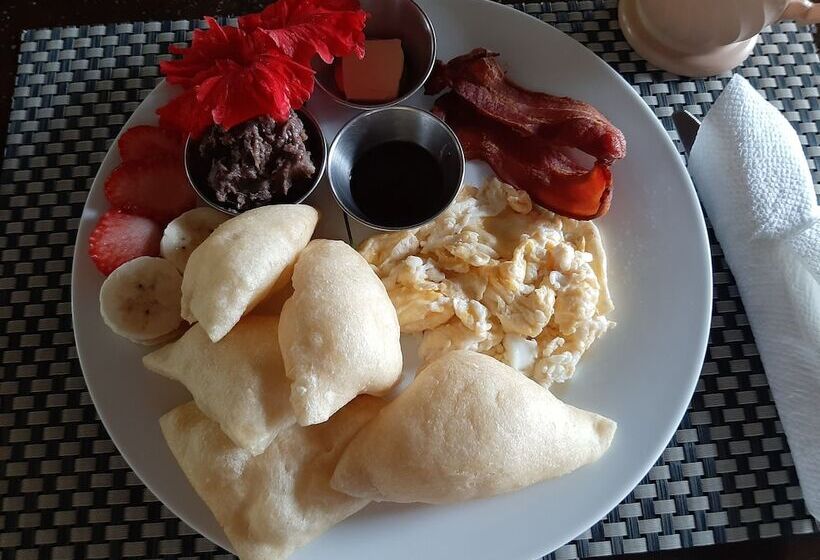 Almond Tree Hotel Resort