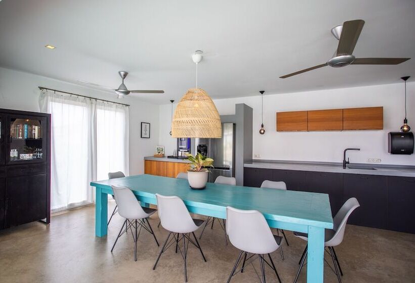 تختخواب و صبحانه Boutique Hotel Jt Curaçao