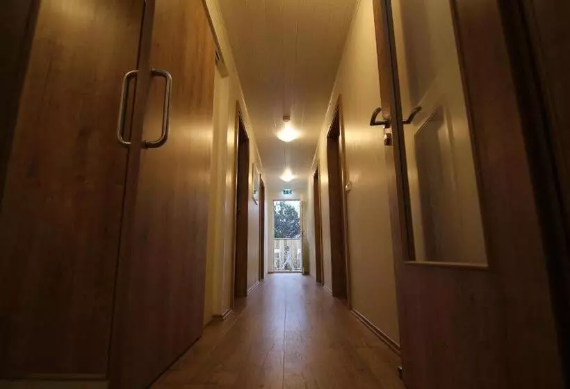 تختخواب و صبحانه Cja Guesthouse