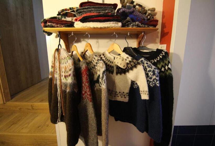 تختخواب و صبحانه Cja Guesthouse