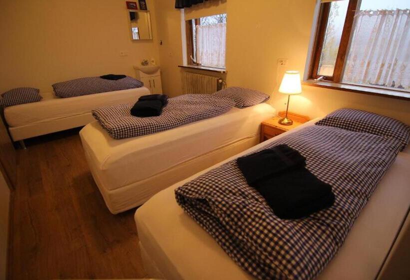 تختخواب و صبحانه Cja Guesthouse