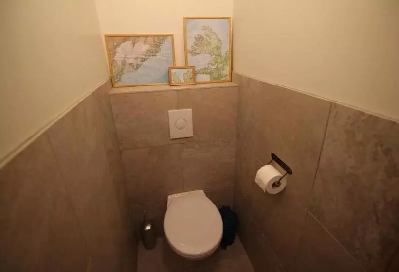 تختخواب و صبحانه Cja Guesthouse
