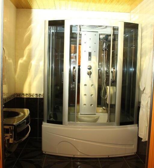 تختخواب و صبحانه Golden Apricot