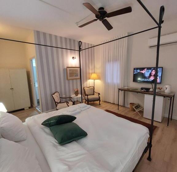 Bed and Breakfast Lishansky Since 1936