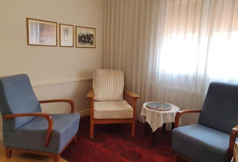 Bed and Breakfast Lishansky Since 1936