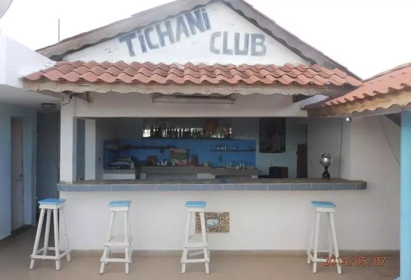 تختخواب و صبحانه Résidence Tichani Club