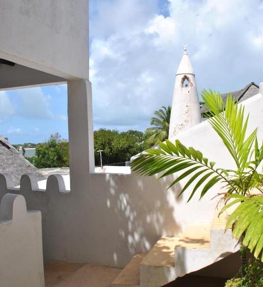 تختخواب و صبحانه Shella White House