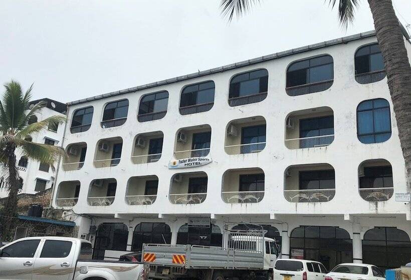 تختخواب و صبحانه Tudor Water Sports