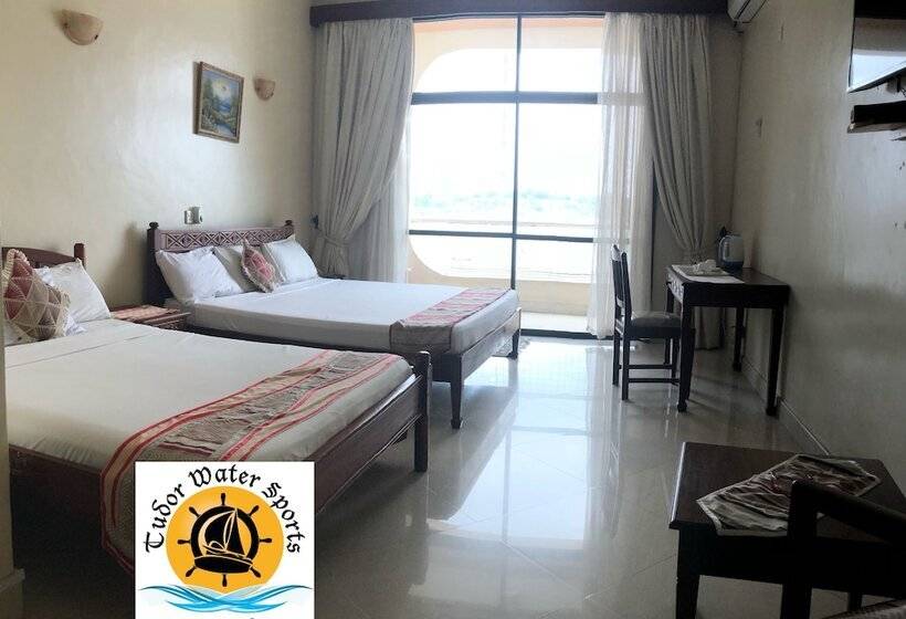 تختخواب و صبحانه Tudor Water Sports