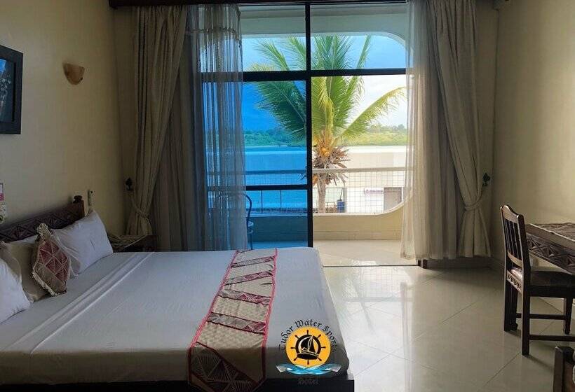 تختخواب و صبحانه Tudor Water Sports