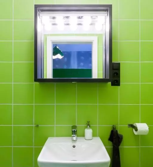 Essential Hostel