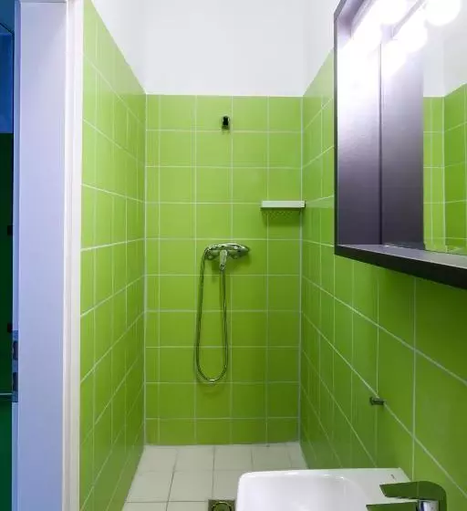 Essential Hostel