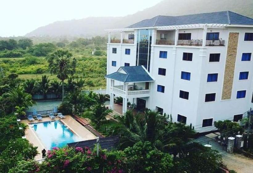 فندق Au Paradis Bleu