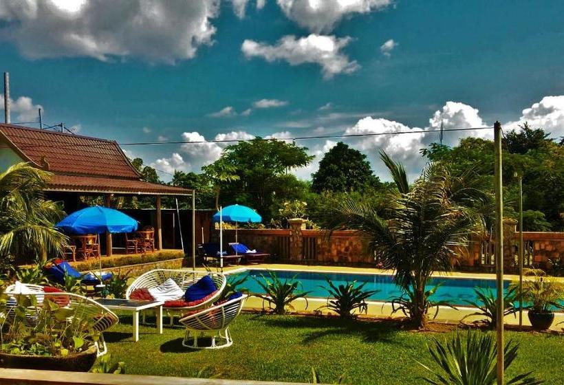 فندق Au Paradis Bleu