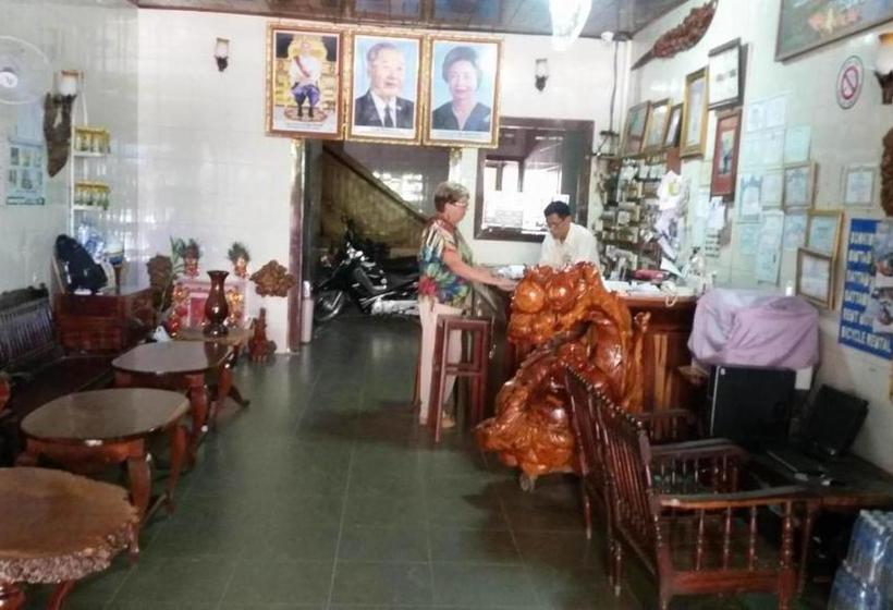 호텔 Chhaya Guest House