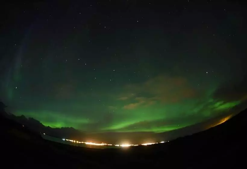 هتل Hafnarfjall