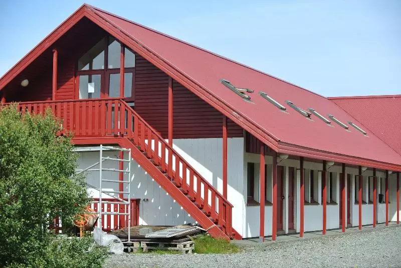 هتل Hafnarfjall