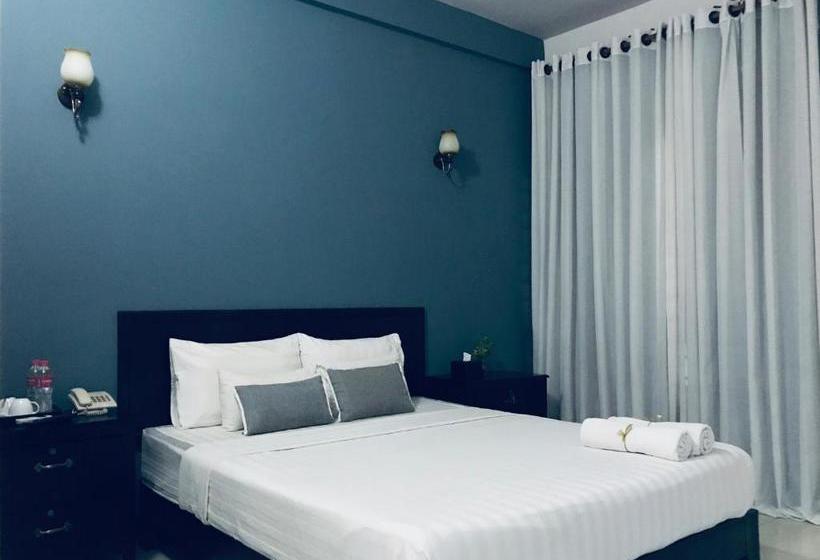 Отель Reasmey Cheanich