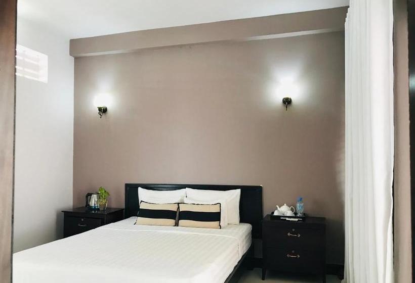 Отель Reasmey Cheanich