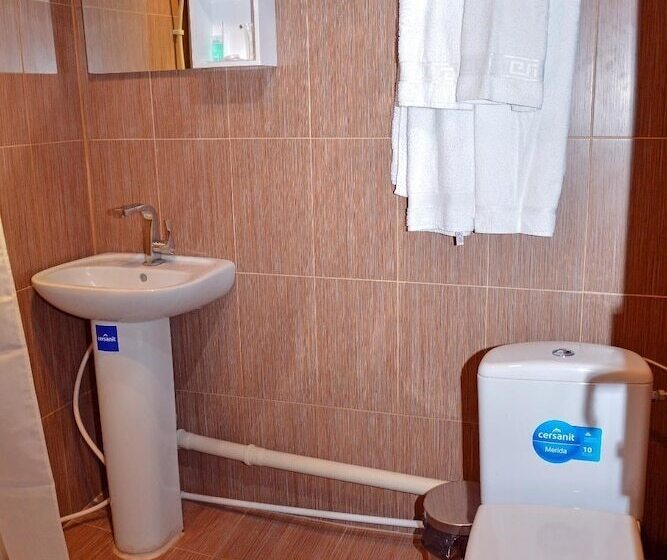 Hotel Sanahin Bridge