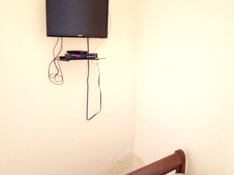 Hotel Sanahin Bridge