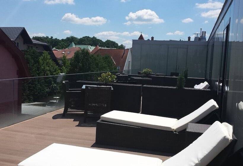 酒店 Zena Beauty & Shopping Center