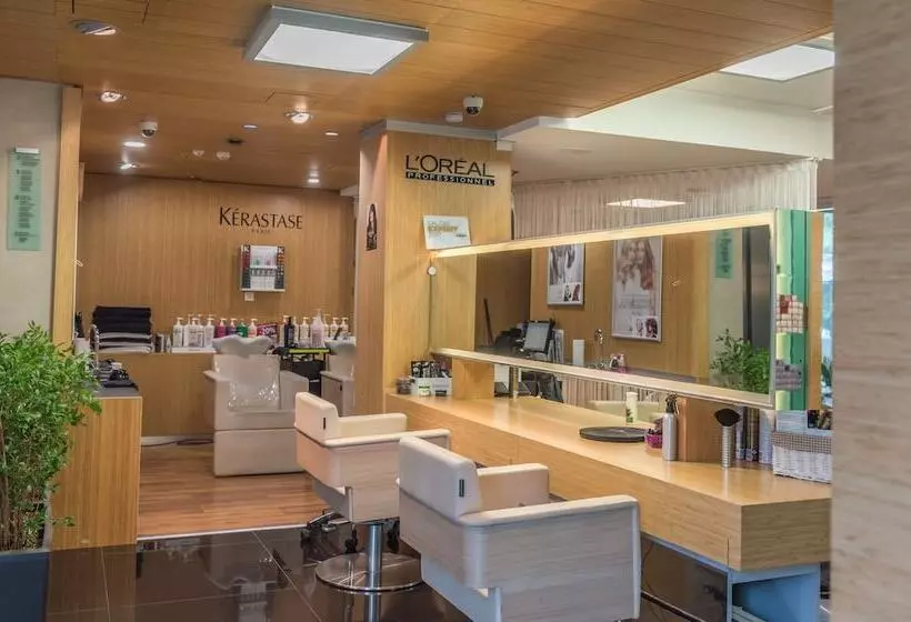 ホテル Zena Beauty & Shopping Center