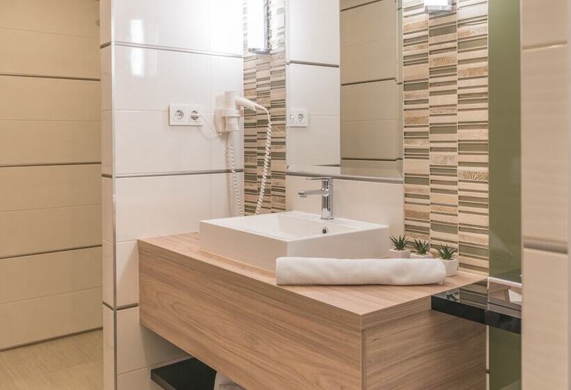 酒店 Zena Beauty & Shopping Center