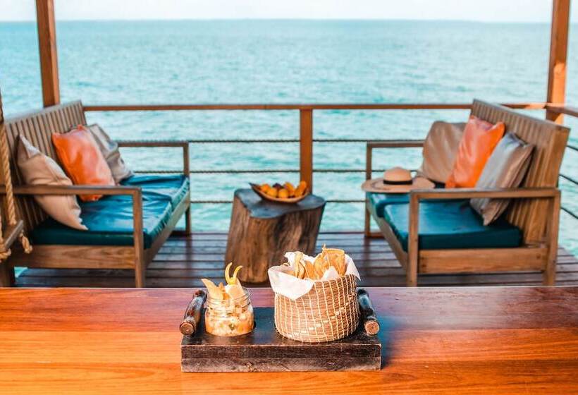 リゾートホテル The Lodge At Jaguar Reef