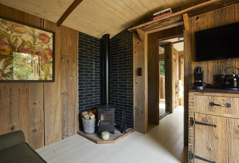 Отель The Pig At Combe   Devon