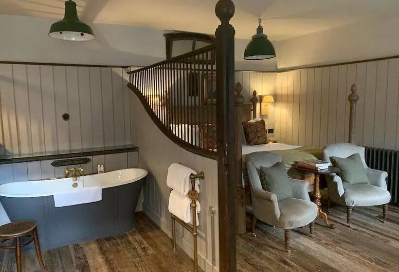 Hotel The Pig At Combe   Devon