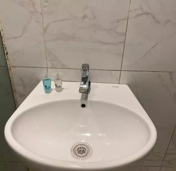 ホテル B & B 31 Kota Kinabalu