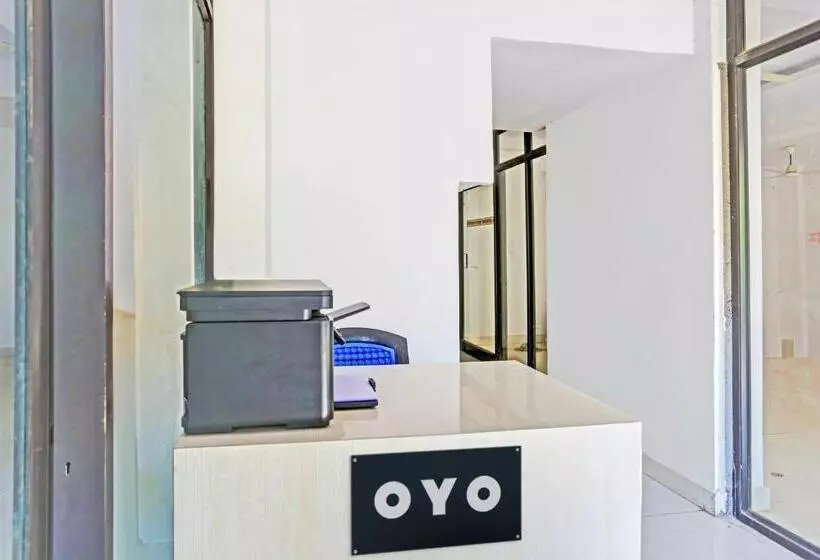 ホテル Oyo R. K