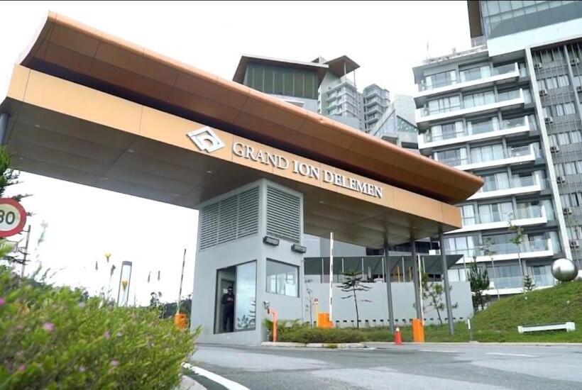 Lovely 3 Bedrooms With Karaoke Genting Penthouse