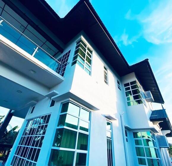 Pensió Coliving Che Beach House By Vale Pine